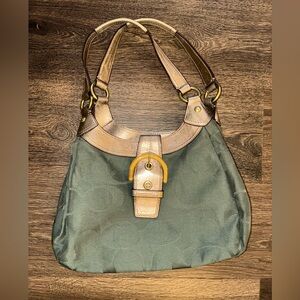 Coach Lynn soho Hobo shoulder bad olive green with gold hardware
